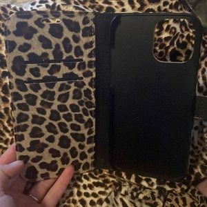 iPhone 12/13 max cheetah print wallet case brand new!